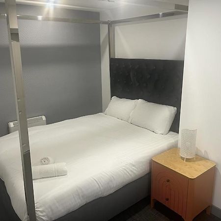 Hotel Rooms Manchester Exterior photo